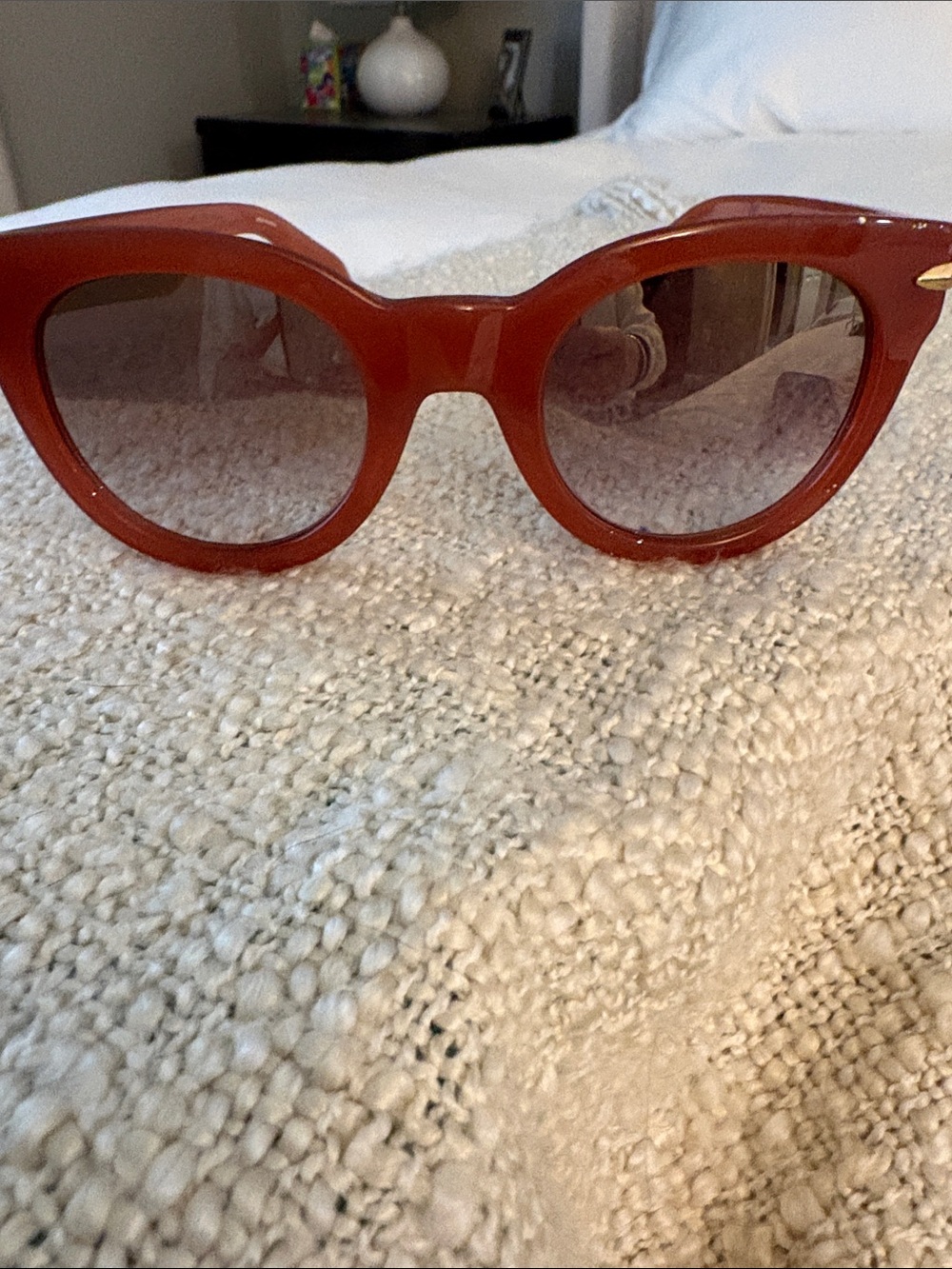 rag & bone Women's Red Cat-Eye Sunglasses with Gradient Lenses